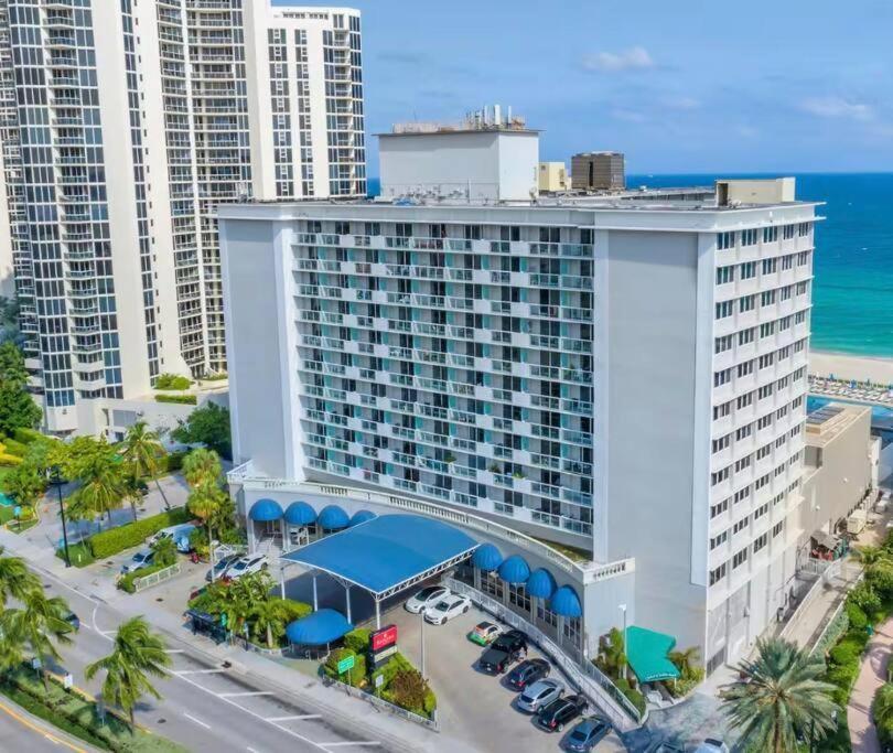 Oceanfront With Balcony Sunny Isles - Spectacular! Apartamento Miami Beach Exterior foto