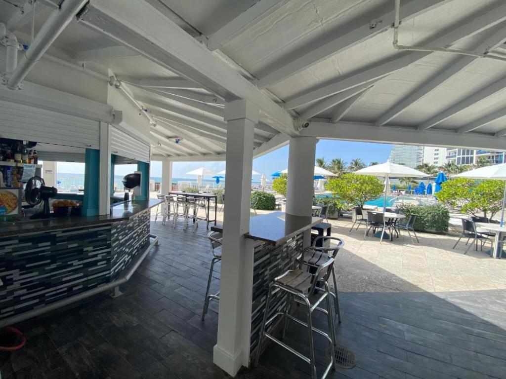 Oceanfront With Balcony Sunny Isles - Spectacular! Apartamento Miami Beach Exterior foto